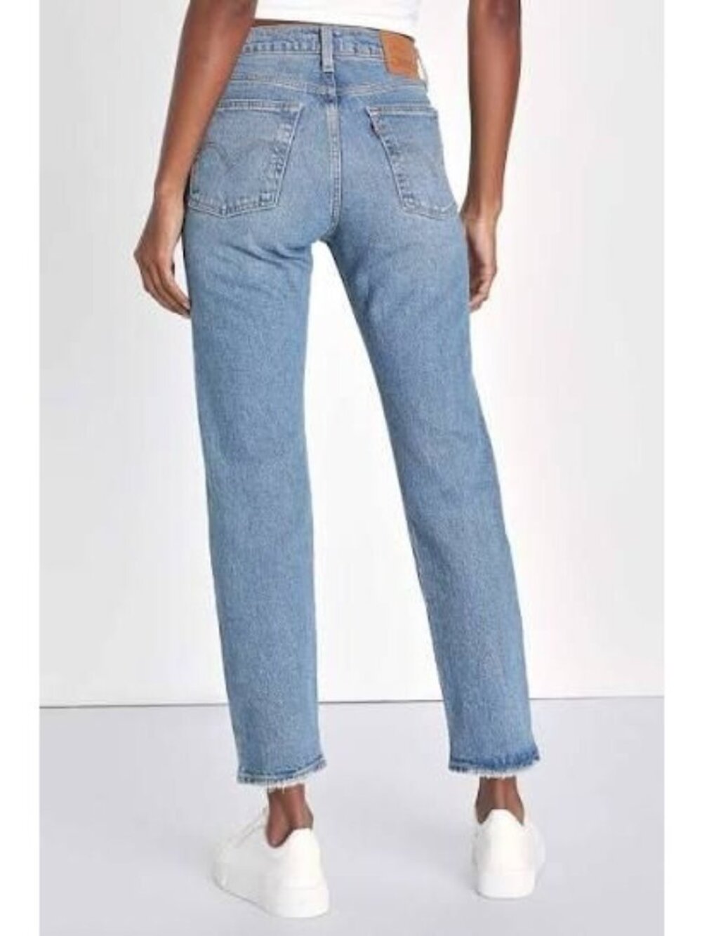 LEVI’S Light Wash Wedgie Straight Jeans Size 2 Short NEW NWT